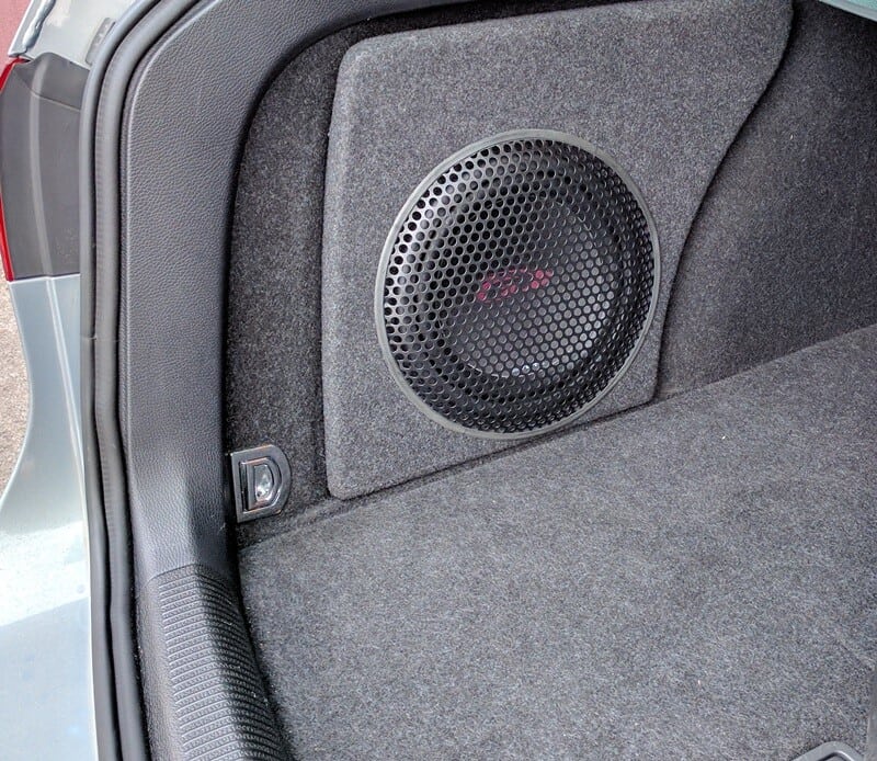 Subwoofer-Gehäuse für VW Passat B6/B7 Kombi 2005 -> 2014