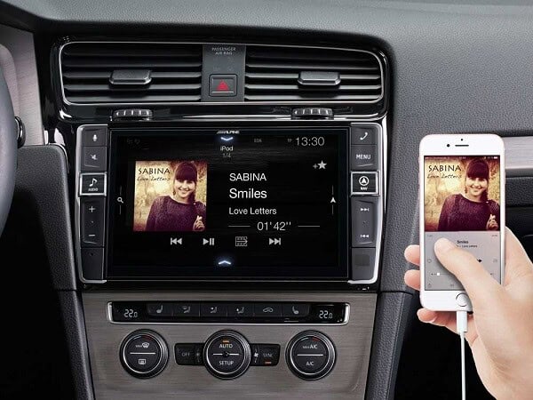 Navigation und Multimedia-Player Alpine X903D-G7