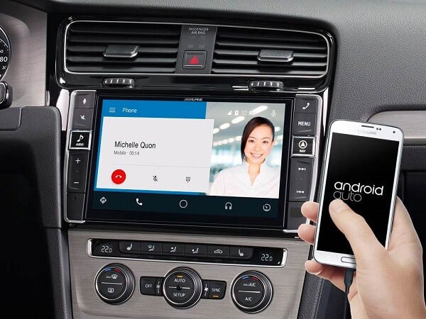 Navigation und Multimedia-Player Alpine X903D-G7