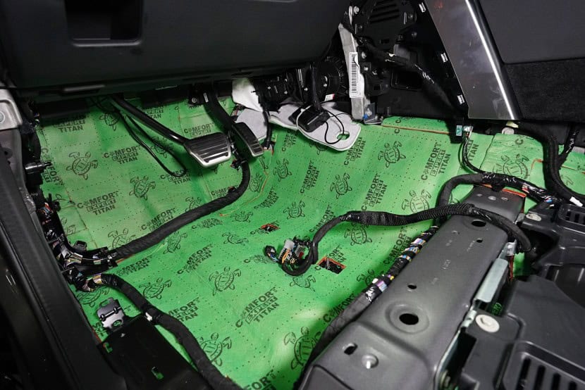 COMFORT MAT TITAN 8 MM (480X700 MM) bitumen izolacija